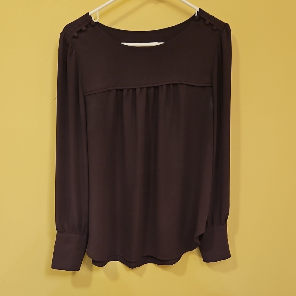 Elegant Women's Black Blouse